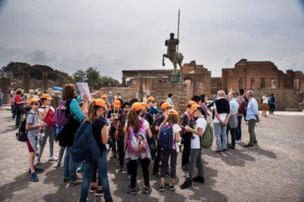 Visitas guiadas para grupos en Pompeya. Visitas escolares